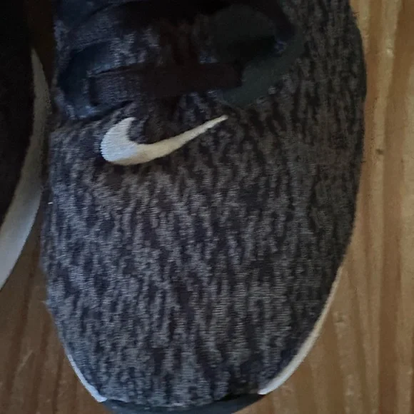 Nike Elite Shoes - Picture 10 of 12